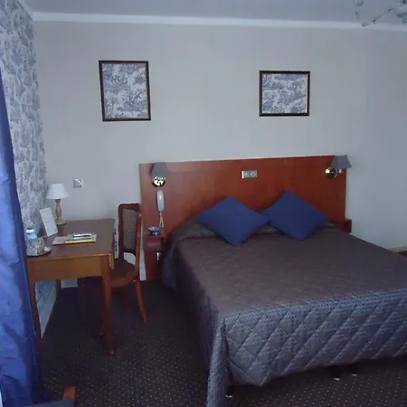 Hotel Royal 2*